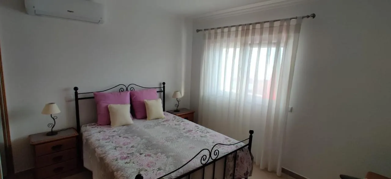 Cabana Formosa T2 Ferias 卡巴纳斯·德·塔维拉 0*,  葡萄牙